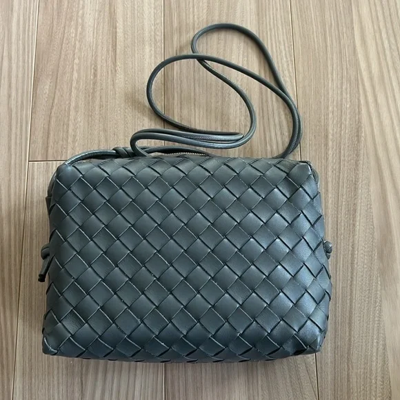 Bottega Veneta loop bag - Picture 2 of 9